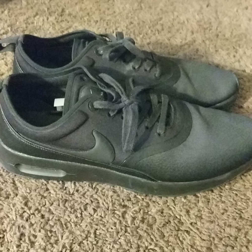 Black Nikes